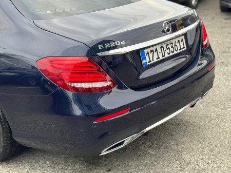 2017 Mercedes-Benz E Class - thumbnail 9