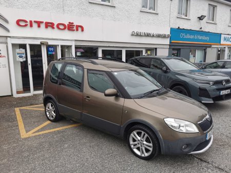 2015 Skoda Roomster - thumbnail 2