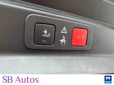 2017 Peugeot 5008 172 Peugeot 5008 GT Line 7 Seater €24,950 thumbnail