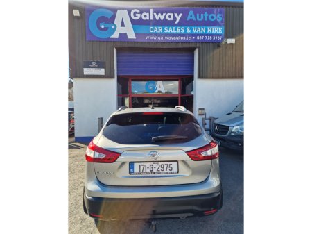 2017 Nissan Qashqai - thumbnail 13