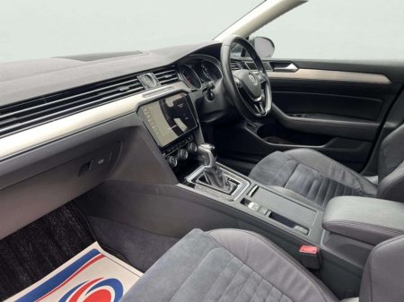 2018 Volkswagen Passat - thumbnail 26