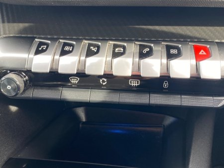 2019 Peugeot 3008 - thumbnail 28