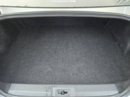 2012 Toyota GT86 DBA-ZN6 €17,950 thumbnail