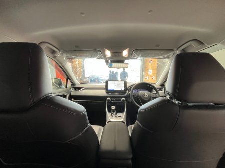 2025 Toyota Rav4 - thumbnail 17