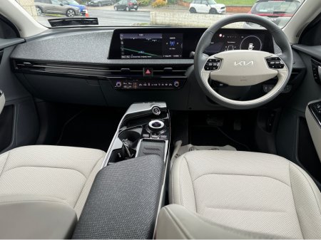 2023 Kia EV6 EARTH €34,495 thumbnail