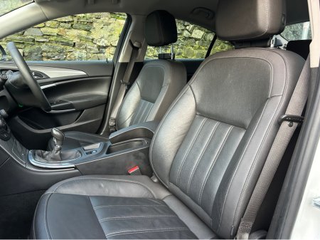 2017 Opel Insignia LEATHER INTERIOR PARKING CAMERA SAT NAV 1.6 CDTI 136PS €7,495 thumbnail
