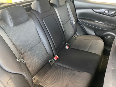 2016 Nissan Qashqai 1.5 SV MY16 SP+NC E6 4 4DR €10,450 thumbnail