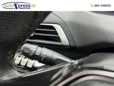 2017 Peugeot 3008 - thumbnail 37