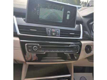 2016 BMW 2 Series 218d SE €15,950 thumbnail