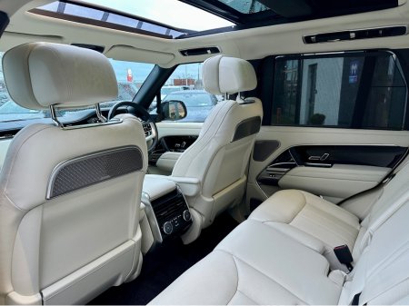 2026 Land Rover Range Rover *Deposit taken* AUTOBIOGRAPHY PHEV *Only 17km* thumbnail