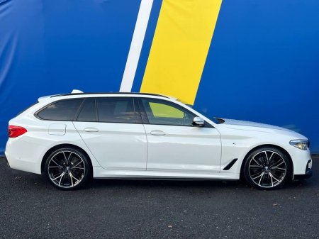 2018 BMW 5 Series 523d M-SPORT COMPETITION TOURING 2.0 D // NEW M5 ALLOYS // LEATHER M-SPORT HEATED POWERED SEATS // HEADS-UP DISPLAY €29,950