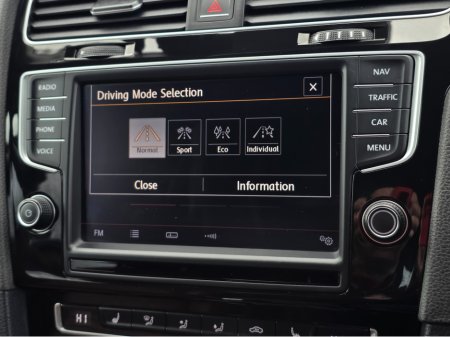 2015 Volkswagen Golf - thumbnail 8