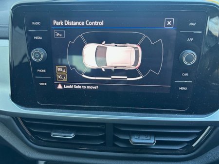 2023 Volkswagen T-Roc 2.0 TDI 116HP Life rear view Camera Low mileage €29,995 thumbnail