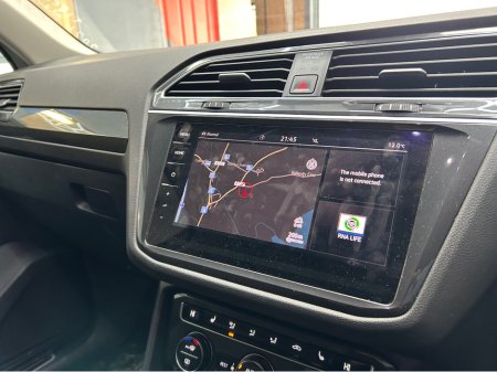 2018 Volkswagen Tiguan - thumbnail 10