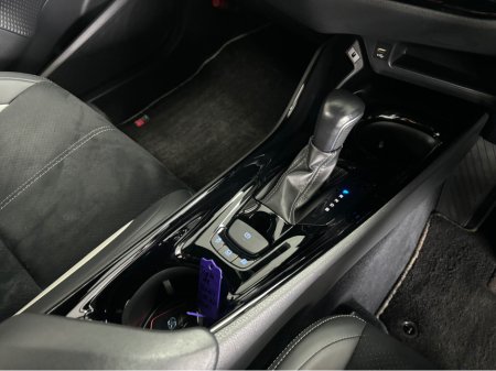 2020 Toyota C-HR - thumbnail 9