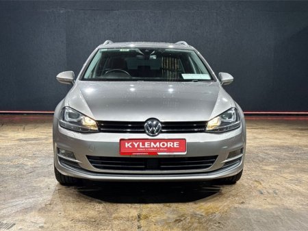 2017 Volkswagen Golf 1.2 TSI COMFORT LINE ESTATE - FACTORY ALLOYS - PADDLE SHIFT - CRUISE CONTROL - REAR CAMERA €14,450 thumbnail
