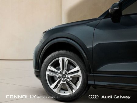 2026 Audi Q2 SE TFSI 150HP A/T €45,950 thumbnail