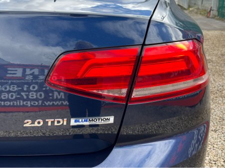 2015 Volkswagen Passat - thumbnail 18