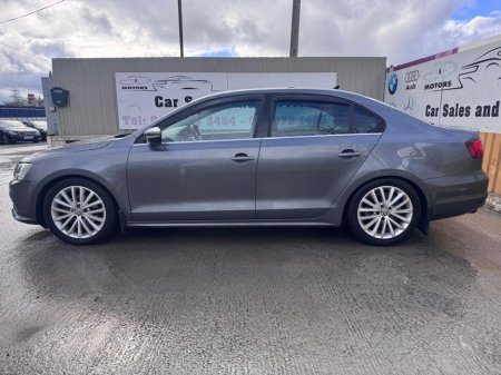 2017 Volkswagen Jetta - thumbnail 12