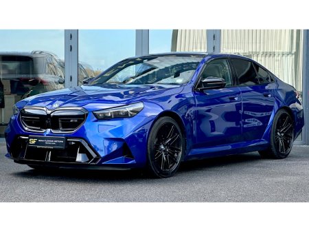 2025 BMW M5 - thumbnail 2