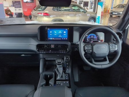 2026 Toyota Landcruiser - thumbnail 8