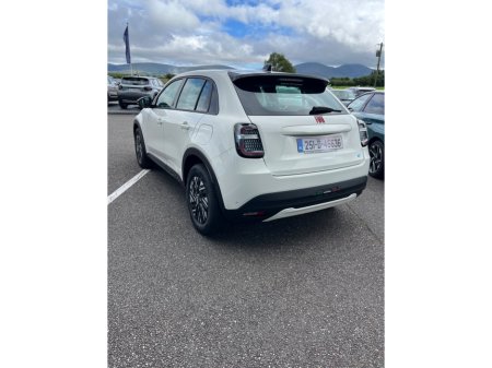 2025 Fiat 600 - thumbnail 4