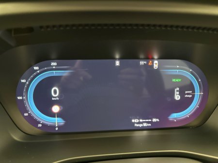 2026 Volvo EX40 - thumbnail 13