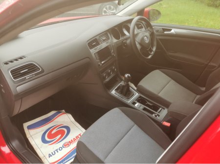 2015 Volkswagen Golf - thumbnail 18