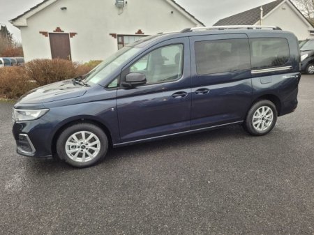 2025 Ford Tourneo Connect Titanium 122bhp Wheelchair Accessible €44,995