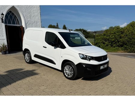 2022 Peugeot Partner PROFESSIONAL PREMIUM BLUEHDI L1 €14,635