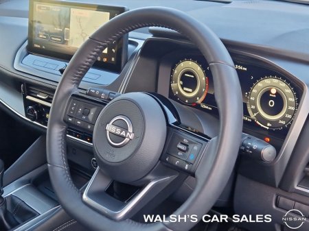 2025 Nissan Qashqai 1.3 Mhev SV Premium MY24 04DR €37,950 thumbnail