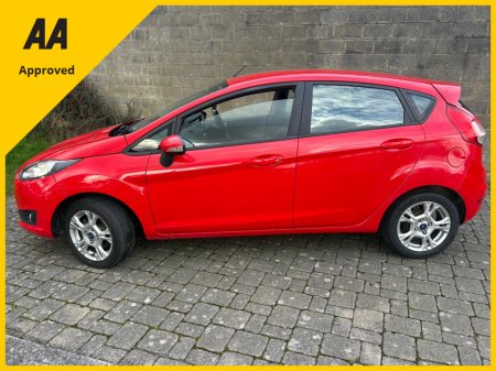 2017 Ford Fiesta - thumbnail 7