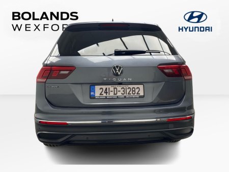 2024 Volkswagen Tiguan - thumbnail 12