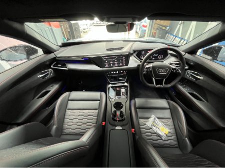 2023 Audi e-tron GT quattro - thumbnail 23