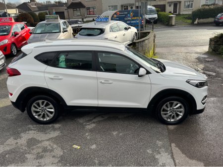 2017 Hyundai Tucson EXECUTIVE 5DR €15,200 thumbnail