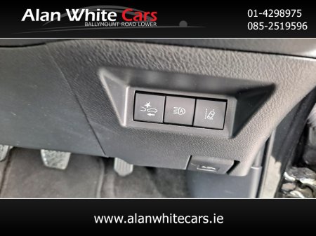 2019 Toyota Yaris High Spec  1.0 LUNA EDITION 5DR €11,950 thumbnail