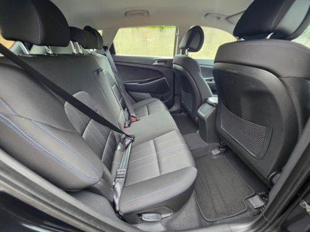 2017 Hyundai Tucson - thumbnail 11