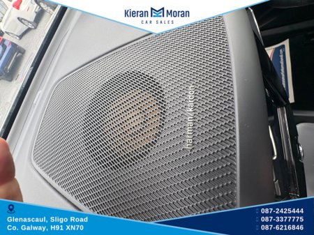 2018 Volvo XC60 - thumbnail 11