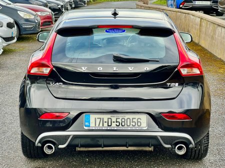 2017 Volvo V40 - thumbnail 6
