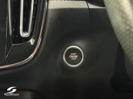 2020 Volvo XC40 - thumbnail 31