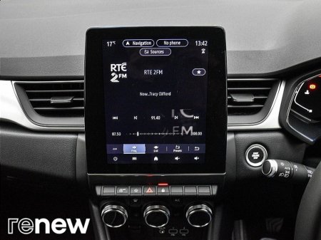 2022 Renault Captur - thumbnail 35