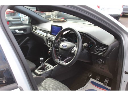 2020 Ford Focus 1.5L EcoBlue 120PS ST-Line €20,950 thumbnail