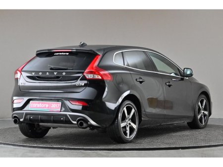 2017 Volvo V40 2.0 D3 R-DESIGN 6SPD *FULL LEATHER*PANORAMIC ROOF* €15,490 thumbnail