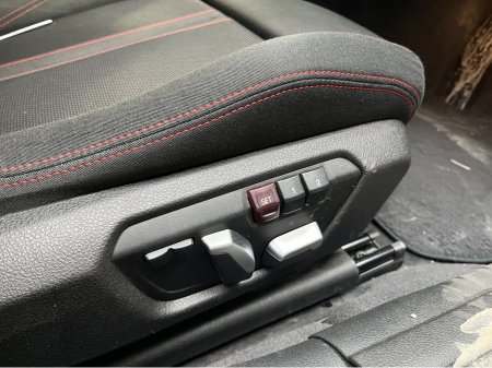 2016 BMW 3 Series - thumbnail 12