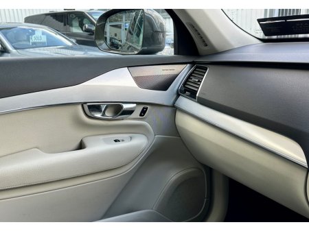 2019 Volvo XC90 - thumbnail 24