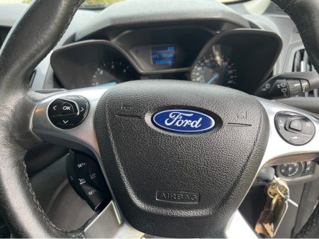2017 Ford Transit Connect 240 LIMITED EDITION €10,950 thumbnail