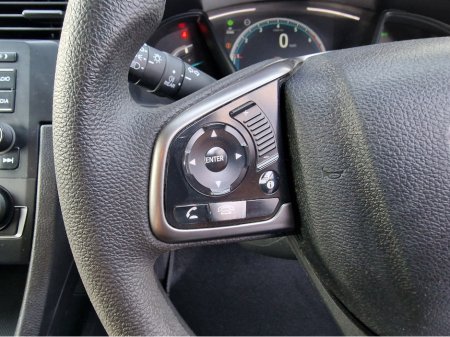 2019 Honda Civic SE VTEC-PETROL-LOW MILEAGE €15,950 thumbnail