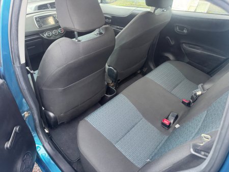 2012 Toyota Yaris 1.33 Dual VVT-i 3Dr Terra €6,195 thumbnail