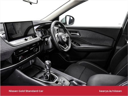 2026 Nissan Qashqai 1.3 PET MILD HYBRID SV thumbnail