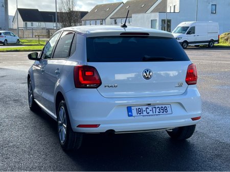 2018 Volkswagen Polo 1.2 TSI Auto DSG Huge spec €15,900 thumbnail